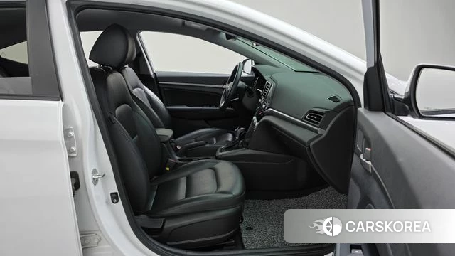 Hyundai The New Avante AD id 4581919 из Кореи 18