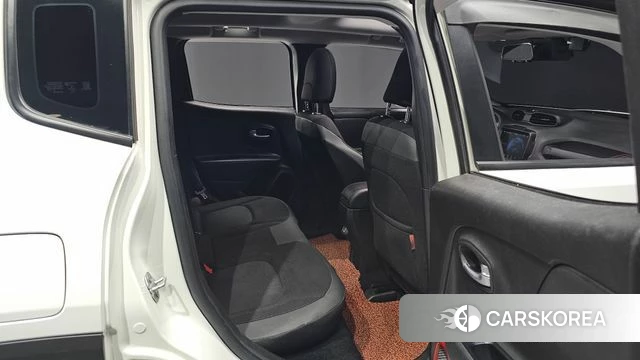 Jeep Renegade id 4325663 из Кореи 18