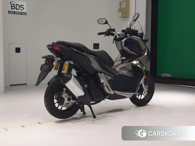 Проданный Honda ADV150 2019 из Японии, фото 2