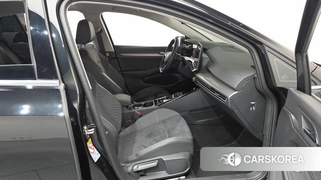 Volkswagen Golf 8th Generation id 4617575 из Кореи 18