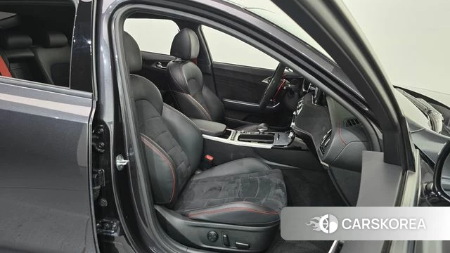 Kia Stinger Meister id 4541886 из Кореи 18