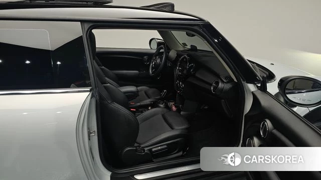 Mini Cooper id 4309757 из Кореи 18