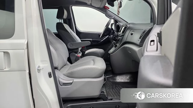 Hyundai The New Grand Starex id 4849200 из Кореи 18