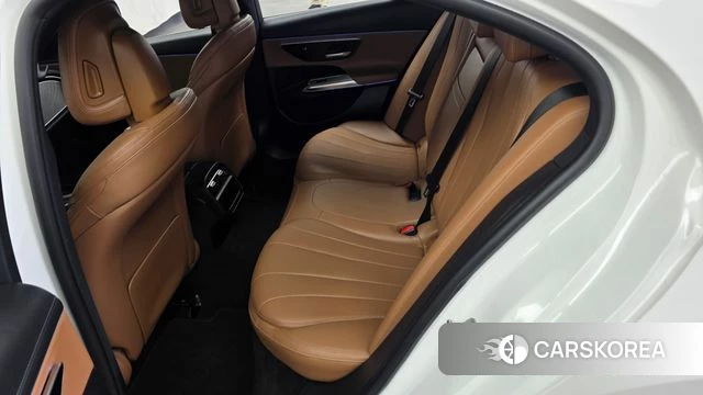 Mercedes-Benz E-Class W214 id 4421715 из Кореи 18