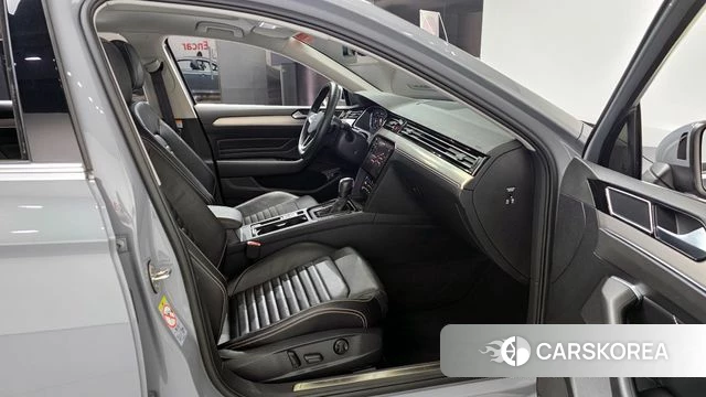 Volkswagen Passat GT (B8) id 4395697 из Кореи 18