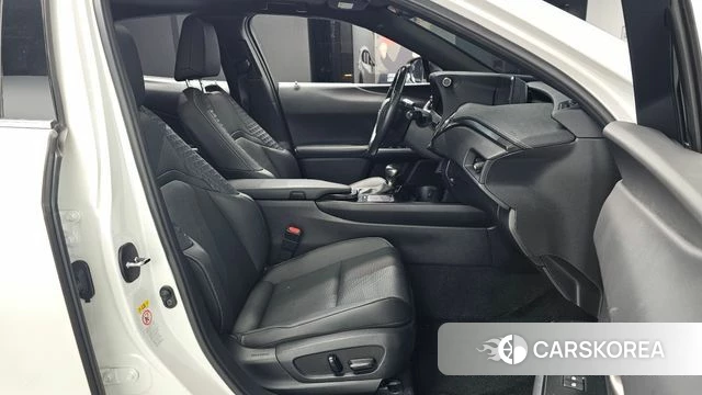 Lexus UX250h id 4677587 из Кореи 18