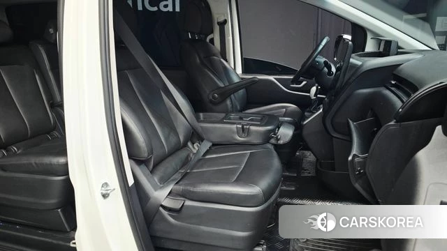 Hyundai Staria id 4848680 из Кореи 18