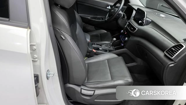 Hyundai All New Tucson id 4203844 из Кореи 18