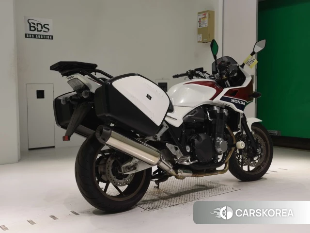 Проданный Honda CB1300SF BOLDOR 2014 из Японии, фото 2