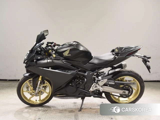 Honda CBR250RR ABS id 4184691 из Японии 18