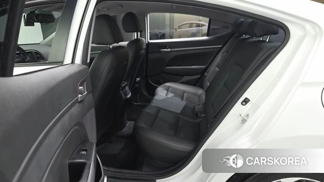 Hyundai Avante AD id 4326061 из Кореи 18