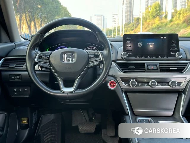 Honda Accord id 3890754 из Китая 18
