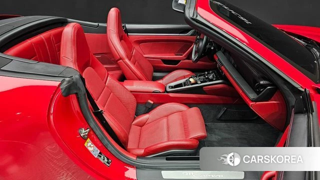 Porsche 911(992) id 4416510 из Кореи 18