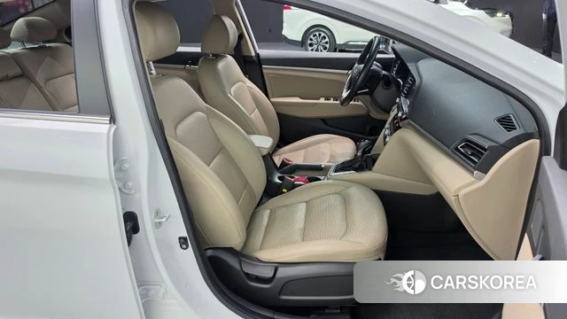 Hyundai The New Avante AD id 4937583 из Кореи 18