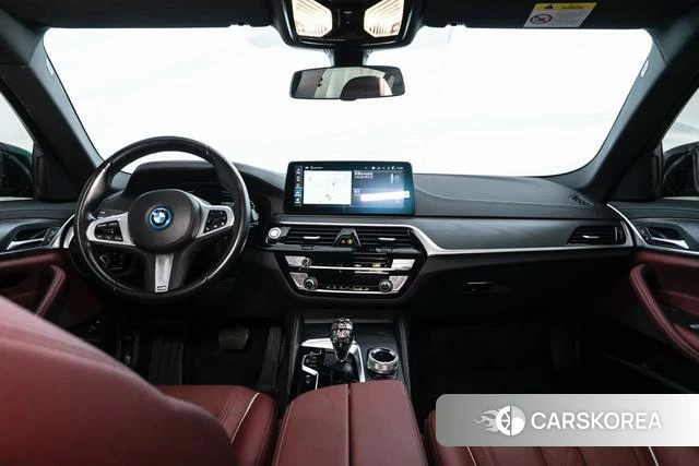 BMW 5 series PHEV id 4258937 из Китая 18