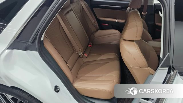 Hyundai Grandeur (GN7) id 4499451 из Кореи 18
