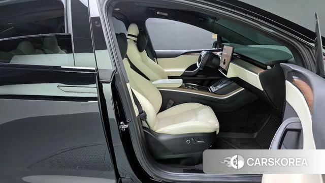 Tesla Model X id 4443206 из Кореи 18