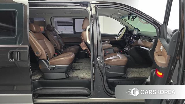 Hyundai The New Grand Starex id 4251421 из Кореи 18