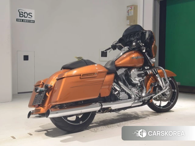 Проданный Harley-Davidson Street Glide FLHXS1690 2015 из Японии