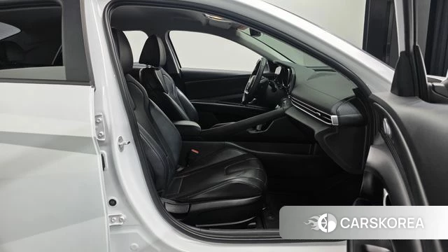 Hyundai Avante (CN7) id 4231984 из Кореи 18