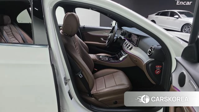 Mercedes-Benz E-Class W213 id 4202619 из Кореи 18