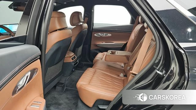 Genesis GV70 id 4692175 из Кореи 18