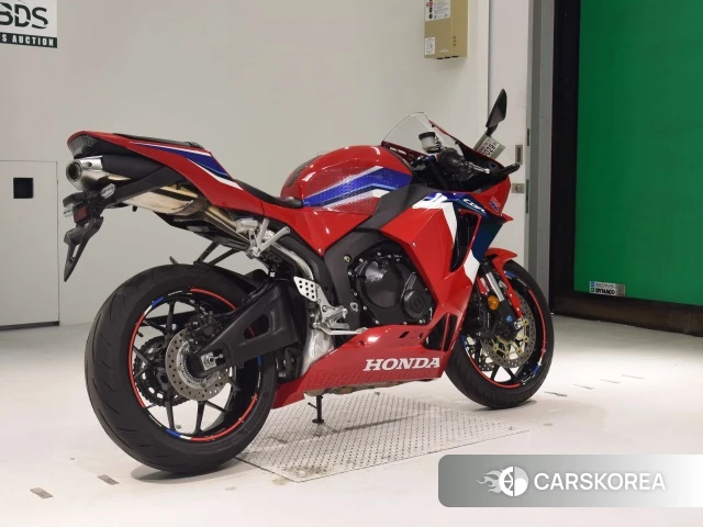Проданный Honda CBR600RR 2022 из Японии