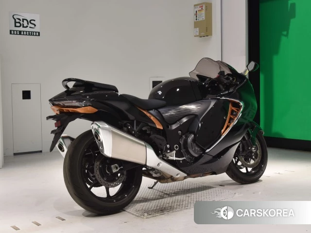 Проданный Suzuki GSX1300R HAYABUSA 2021 из Японии, фото 2