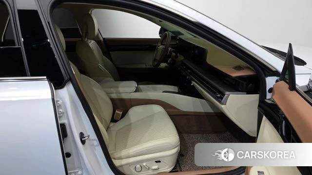 Hyundai Grandeur (GN7) id 4292767 из Кореи 18