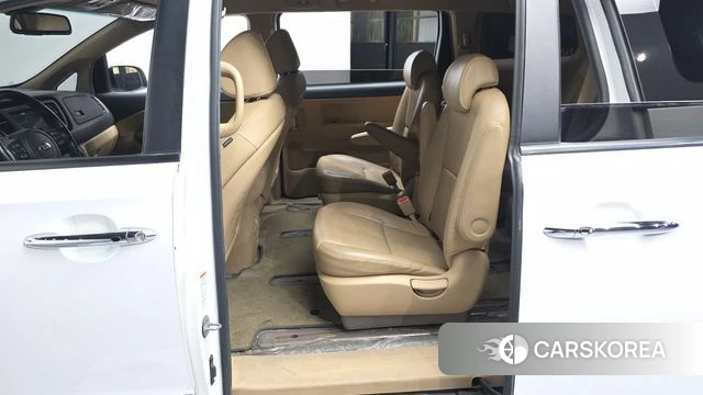 Kia The New Carnival id 4416602 из Кореи 18
