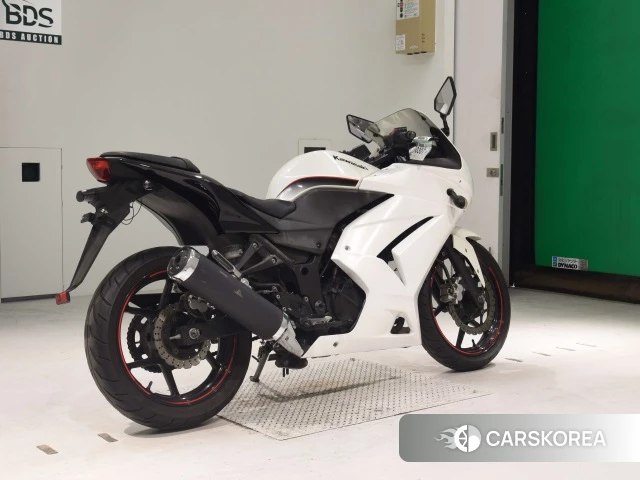 Проданный Kawasaki NINJA 250R 2012 из Японии