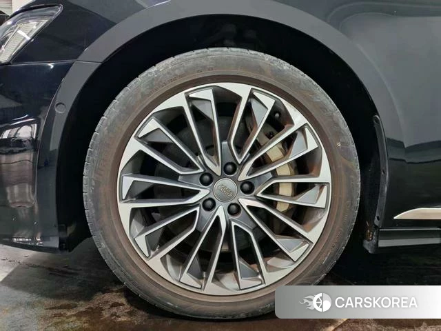 Audi A6L PHEV id 4313698 из Китая 18