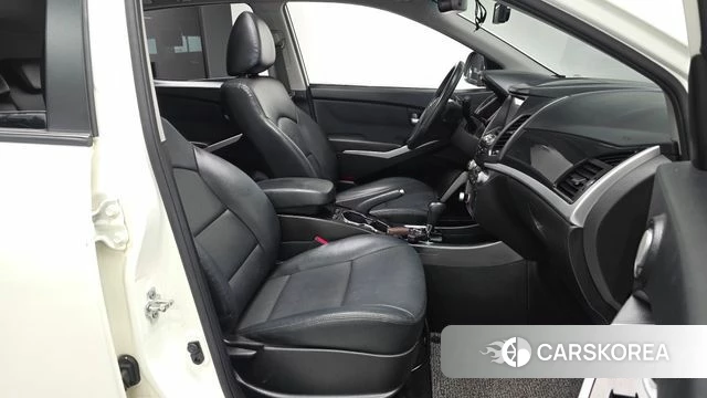 Ssangyong New Style Korando C id 4471677 из Кореи 18