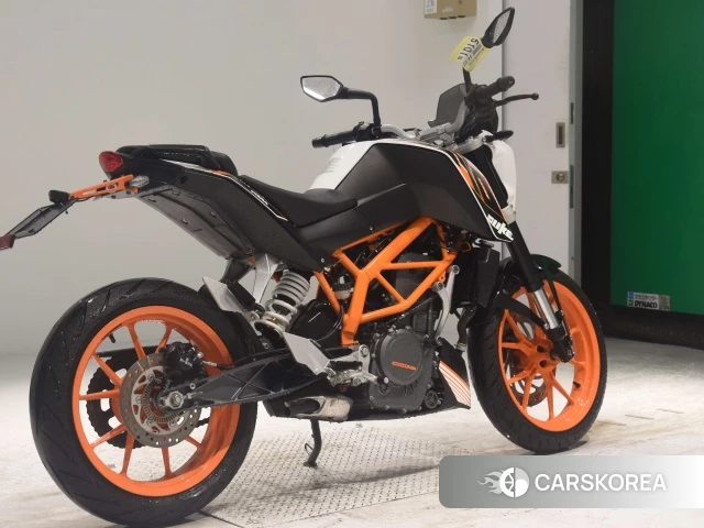 Проданный KTM 390 DUKE 2014 из Японии, фото 2