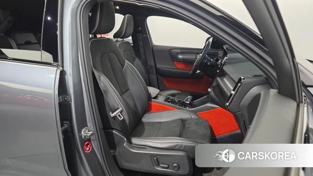 Volvo XC40 id 4638045 из Кореи 18