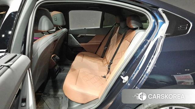 BMW 5 Series (G60) id 4474251 из Кореи 18