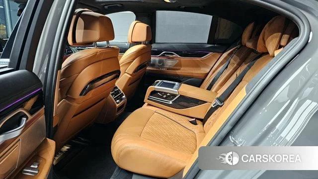 BMW 7 Series (G11) id 4343675 из Кореи 18
