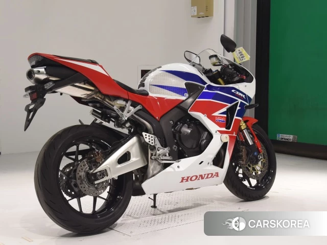 Проданный Honda CBR600RR ABS 2016 из Японии