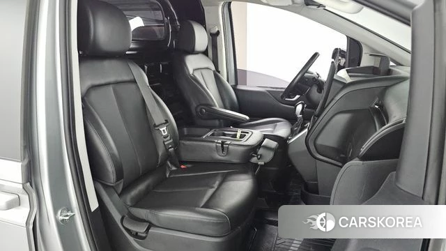 Hyundai Staria id 4936580 из Кореи 18