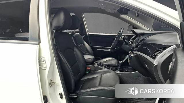Ssangyong New Style Korando C id 4543442 из Кореи 18