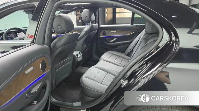 Mercedes-Benz E-Class W213 id 4646682 из Кореи 18