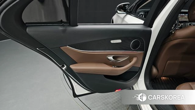 Mercedes-Benz E-Class W213 id 4595920 из Кореи 18