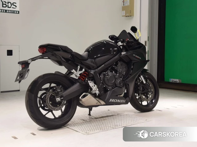 Проданный Honda CBR650R 2023 из Японии