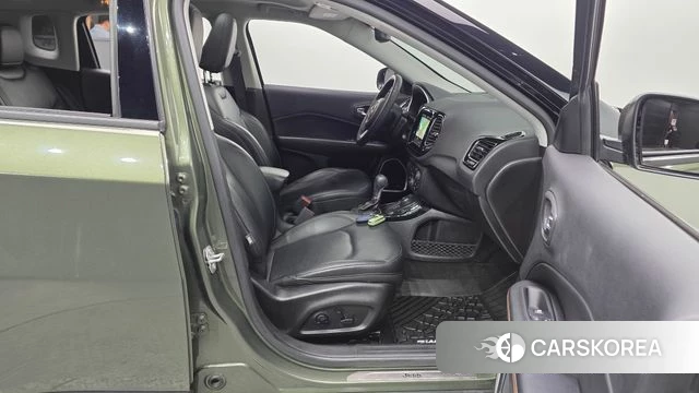 Jeep Compass 2nd Generation id 4245759 из Кореи 18