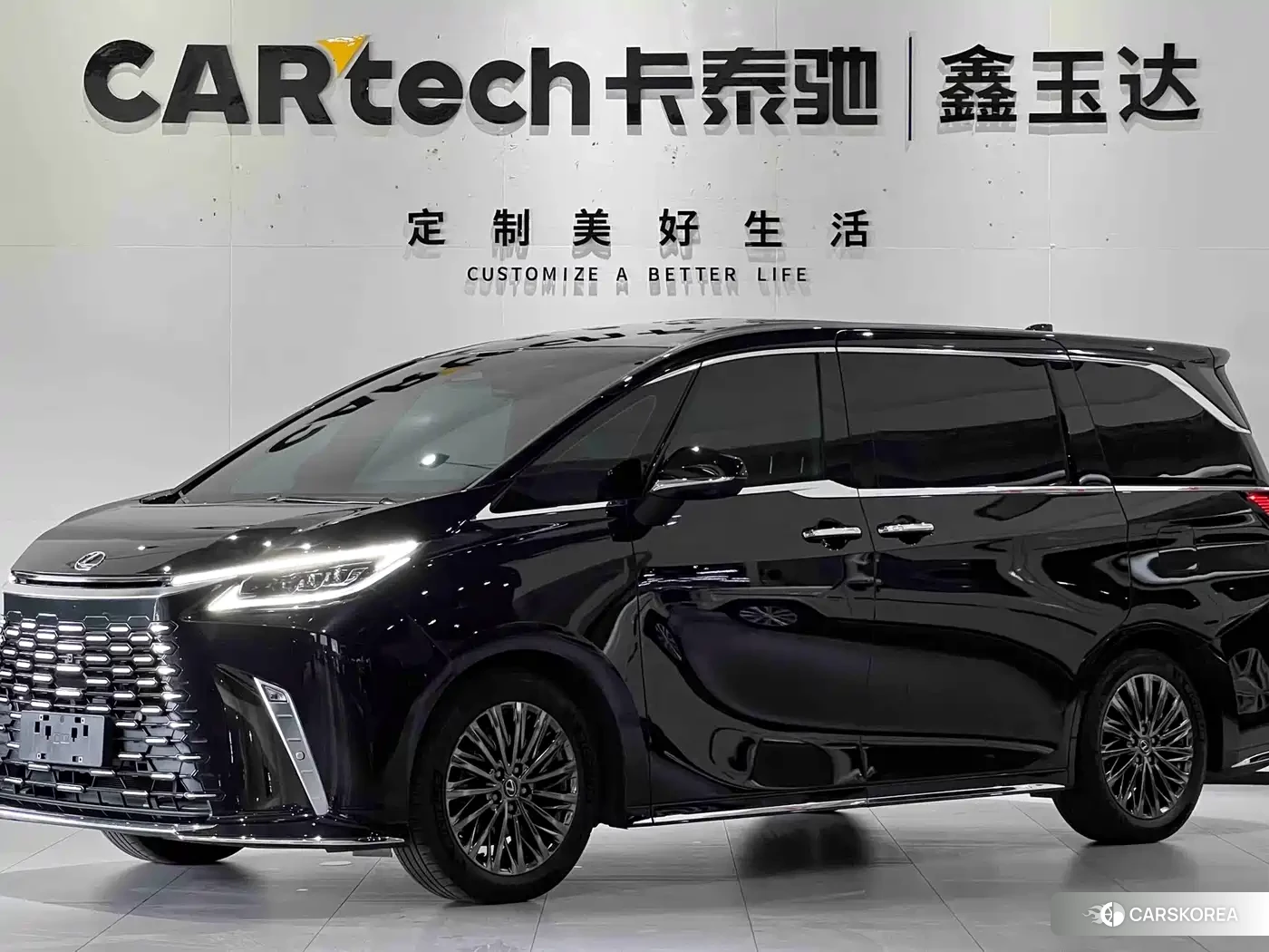 Lexus LM id 4654994 из Китая 18