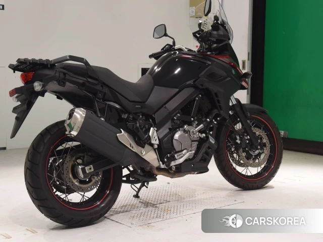 Проданный Suzuki V-STROM 650 XT 2021 из Японии, фото 2