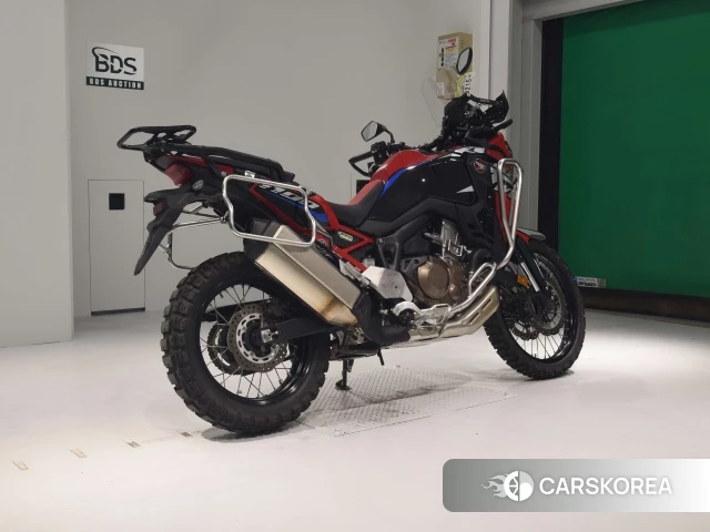 Проданный Honda CRF1100L AFRICA TWIN 2023 из Японии, фото 2