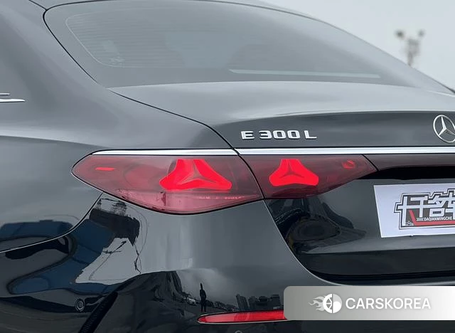 Mercedes-Benz E-class id 4259331 из Китая 18