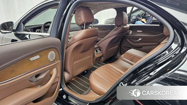 Mercedes-Benz E-Class W213 id 4294365 из Кореи 18