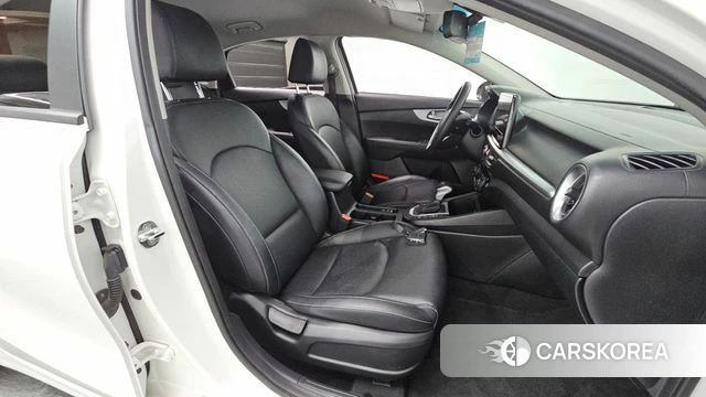 Kia The New K3 2nd generation id 4936054 из Кореи 18